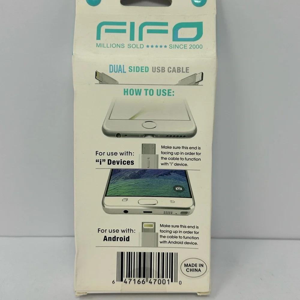Fifo IPRO USB Car Charger 4ft dual sided cable white Android and Apple Swivel P4